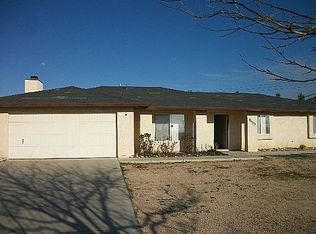 9629 Flora Vista Rd, Apple Valley, CA 92308