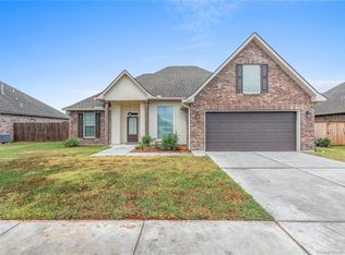 3257 Flatwood Dr, Lake Charles, LA 70607