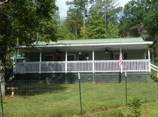 306 Meadowbrook Ln, Ellijay, GA 30540
