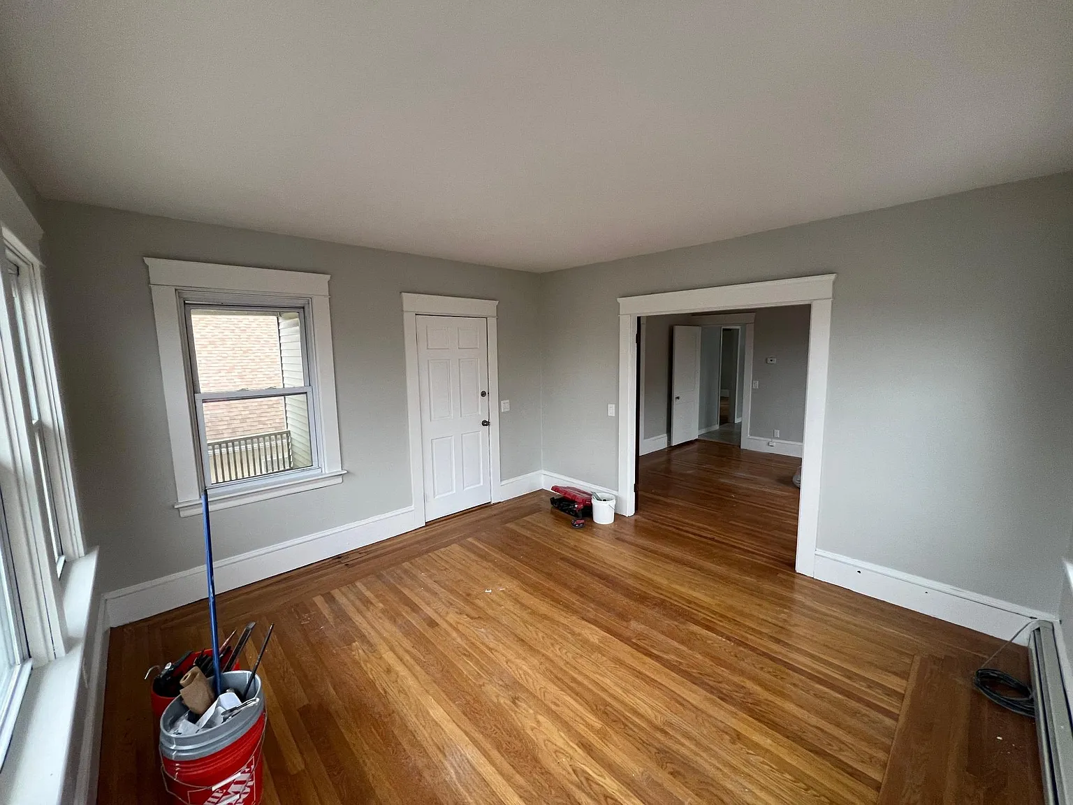 99 Leah St — Photo 4