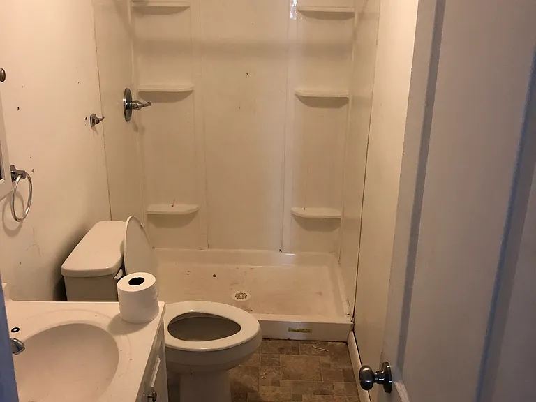 61 S Atherton Ave — Photo 5