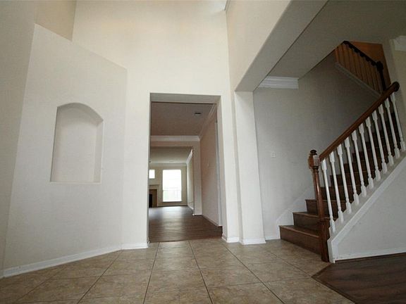 5th image of 4919 Ibis Lake Ct