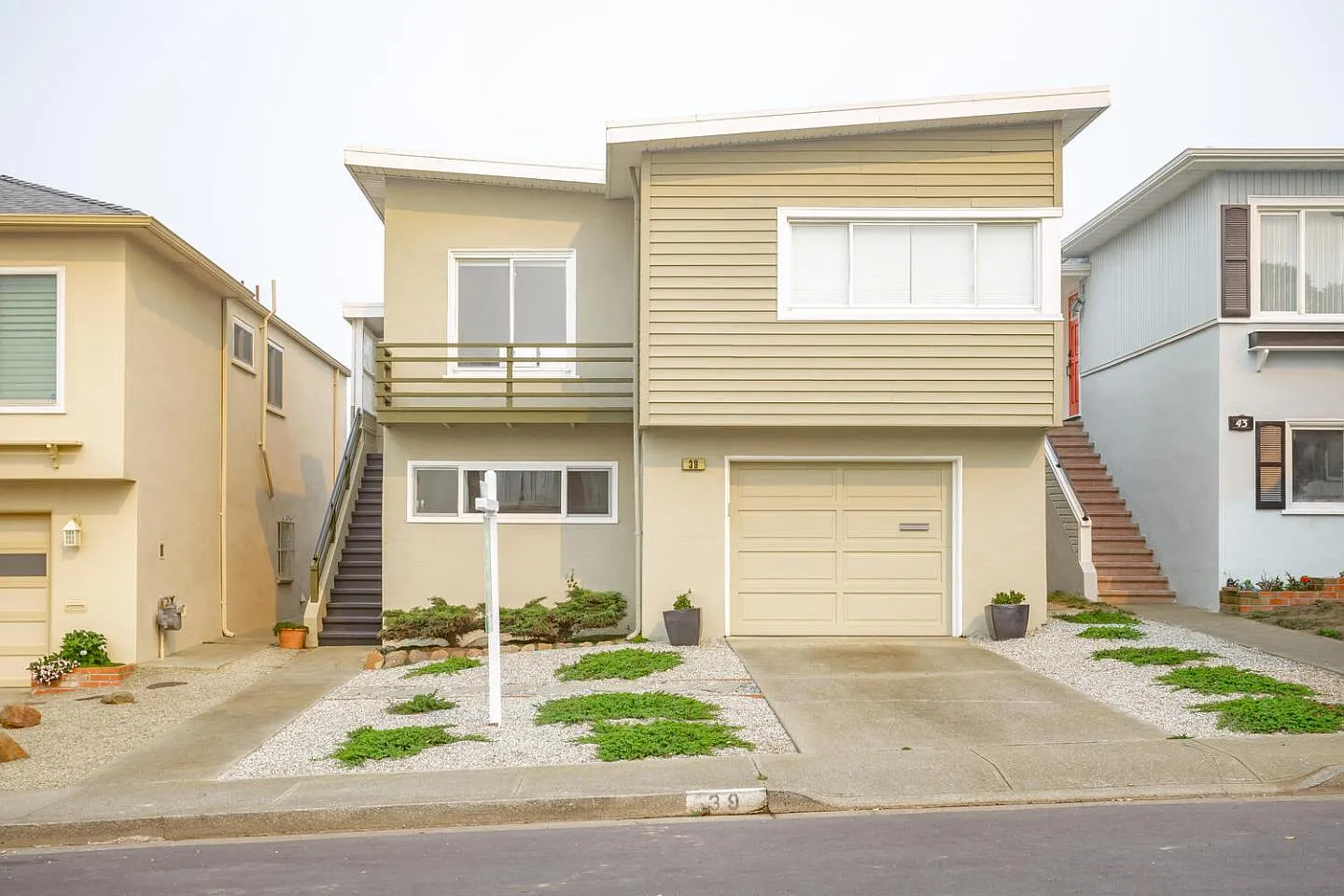 39 Skyline Dr photo 1