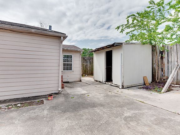 2nd image of 11730 Lima Dr
