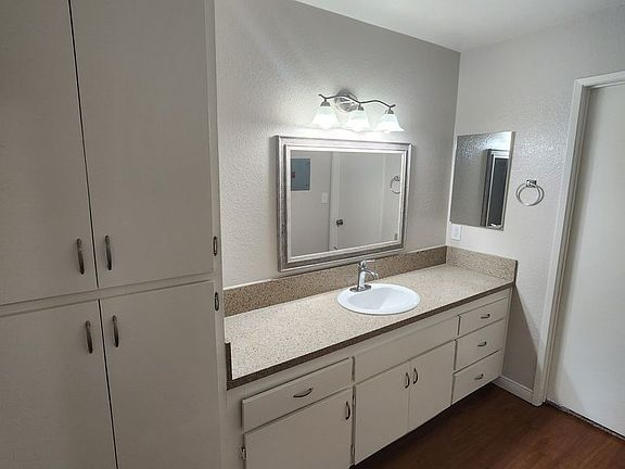 4th image of 1653 Anaheim St APT 7