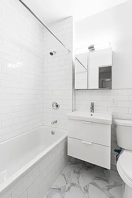 Rented by Freestone Property Group | media 22