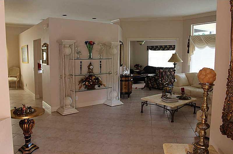 2nd image of 1373 Meadows Blvd