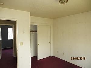 4th image of 1133 S Broadway Ave