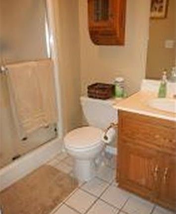 4th image of 217 Essex Dr