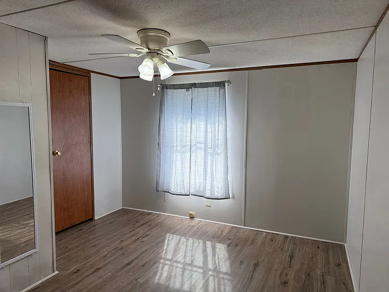 2471 Albany Dr — Photo 12