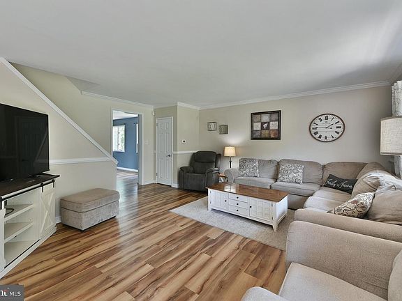 5th image of 613 Beechwood Rd