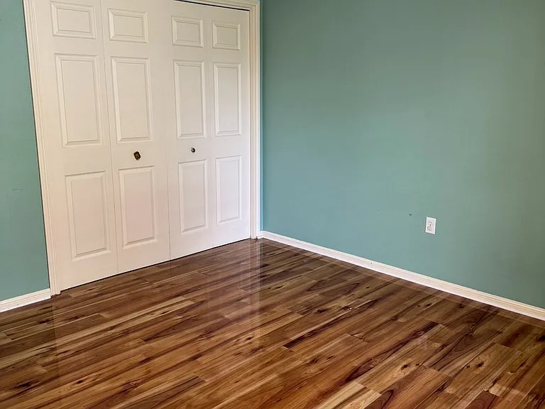 ___ Bedroom 2
"Versatile second bedroom with clean finishes _ perfect for a guest room, home office, or child's room."