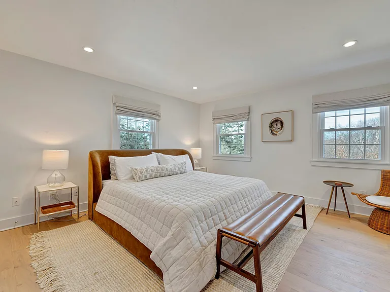 110 Sleepy Hollow Ln — Photo 23