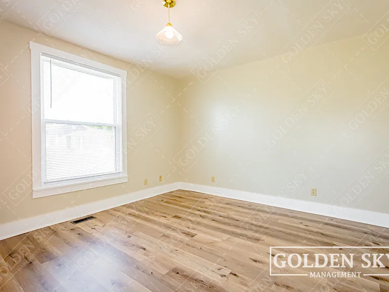 1417 W Memorial Dr — Photo 9