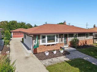 2434 W Edgerton Ave, Milwaukee, WI 53221