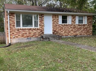 690 Shelton Ct, Clarksville, TN