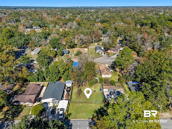 4th image of 2352 Linda Dr