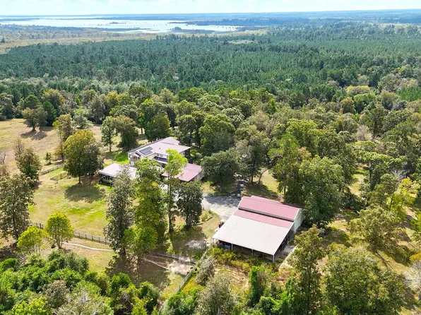 205 Private Road 7770, Colmesneil, TX 75938