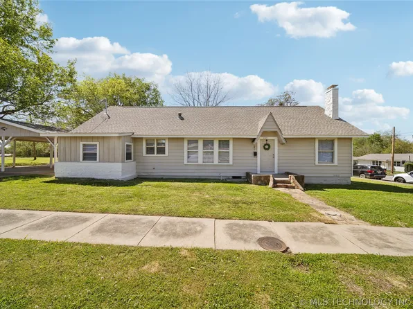 307 N Oklahoma Ave, Tahlequah, OK 74464