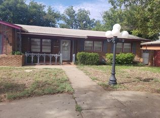 2218 S 6th St, Lamesa, TX 79331