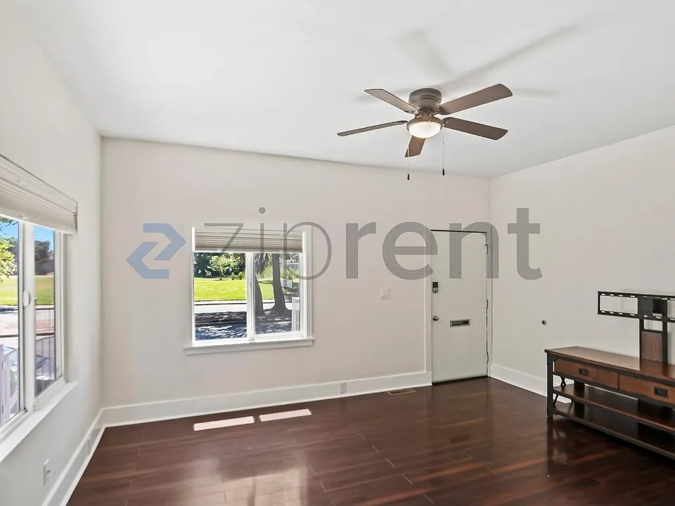 1104 14th St #1104