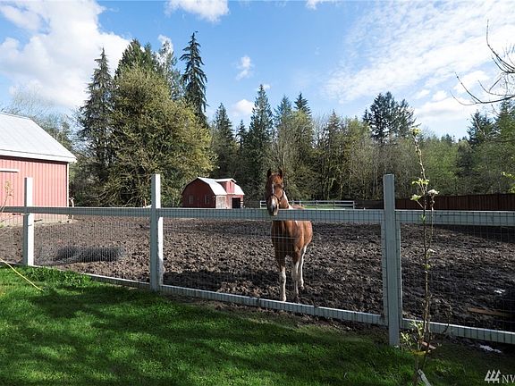4th image of 21845 NE Woodinville Duvall Rd