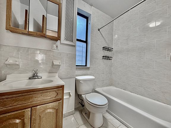 5th image of 112 Haven Ave APT 44