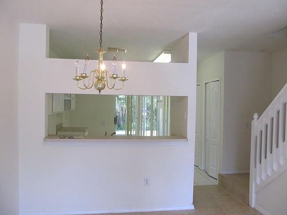 5th image of 1310 Standridge Dr