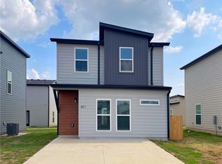 920 Maryland Ave, Centerton, AR 72713