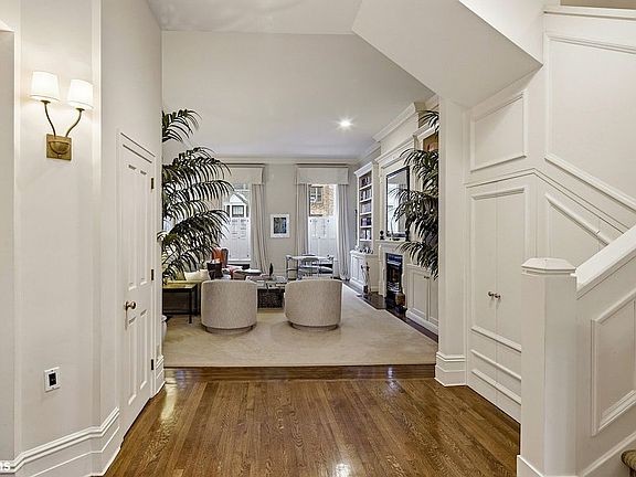 2nd image of 73 Remsen St #2