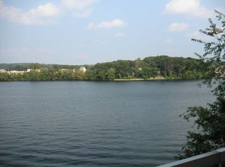 65 Lake Ave APT 203, Worcester, MA 01604