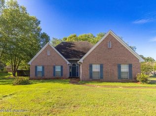 220 Moss Valley Cir, Brandon, MS 39042