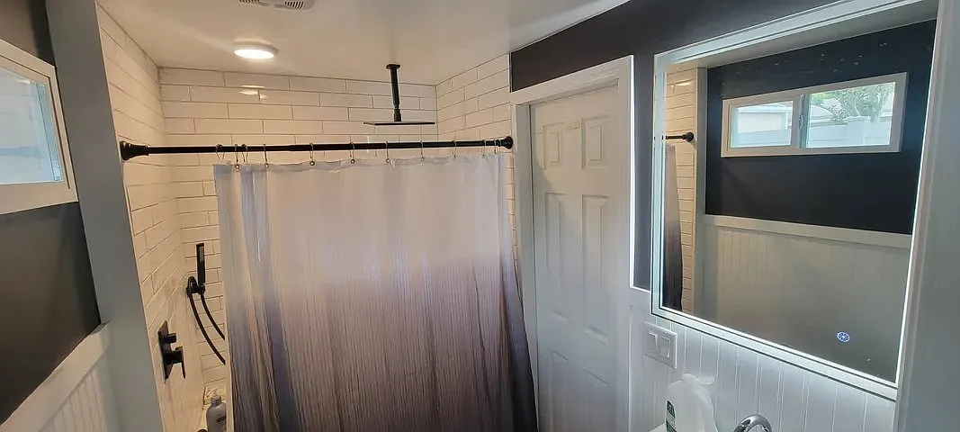 1 bed, 400 sqft, $1,100 — Photo 3