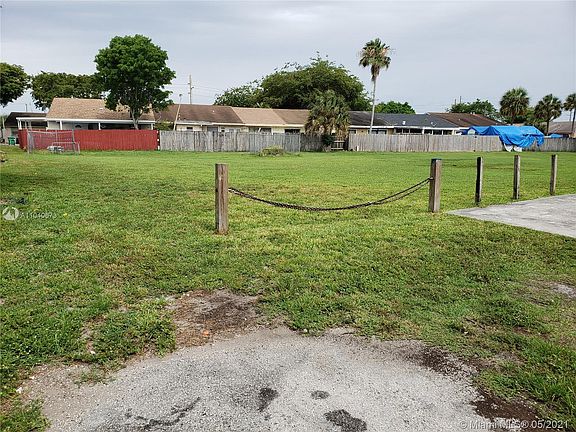 3rd image of 18021 NW 41st Pl #18021