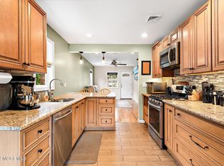 71 Highfield Ave, Aberdeen, NJ 07747