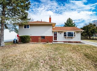 13375 Yager Dr, Strongsville, OH 44149