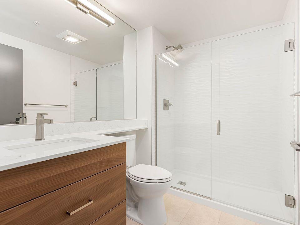 1st image of 11903 NE 128th St #421