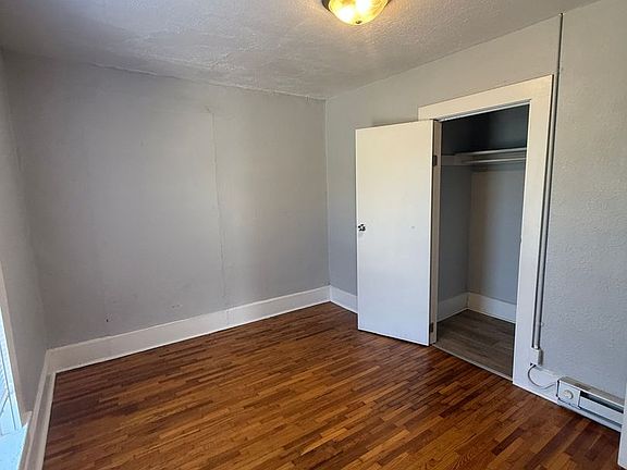 4th image of 1006 Runnion Ave