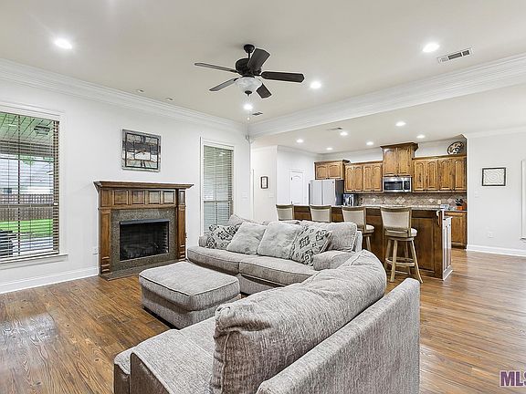 5th image of 14517 Lake Crossing Dr