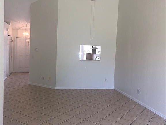3rd image of 910 Cape Coral Pkwy W #912