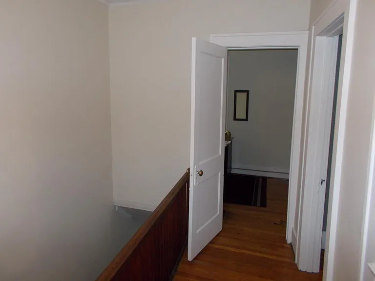 1107 S Lafayette Ave — Photo 8