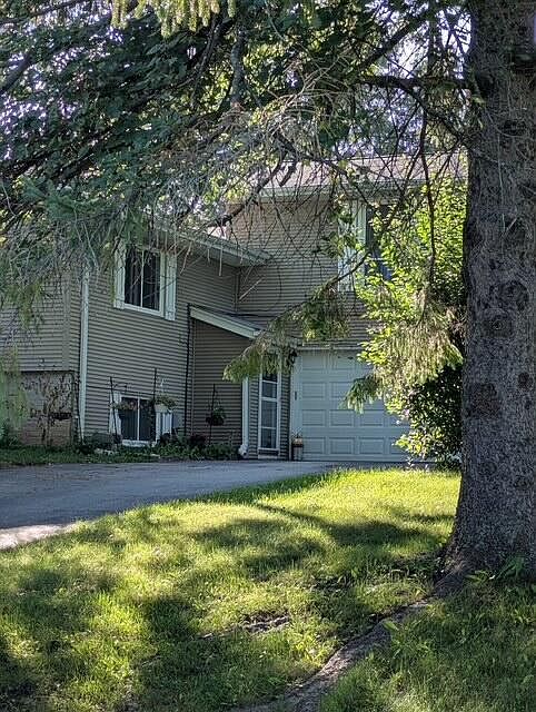 1st image of W277S8820 Lakeside DRIVE