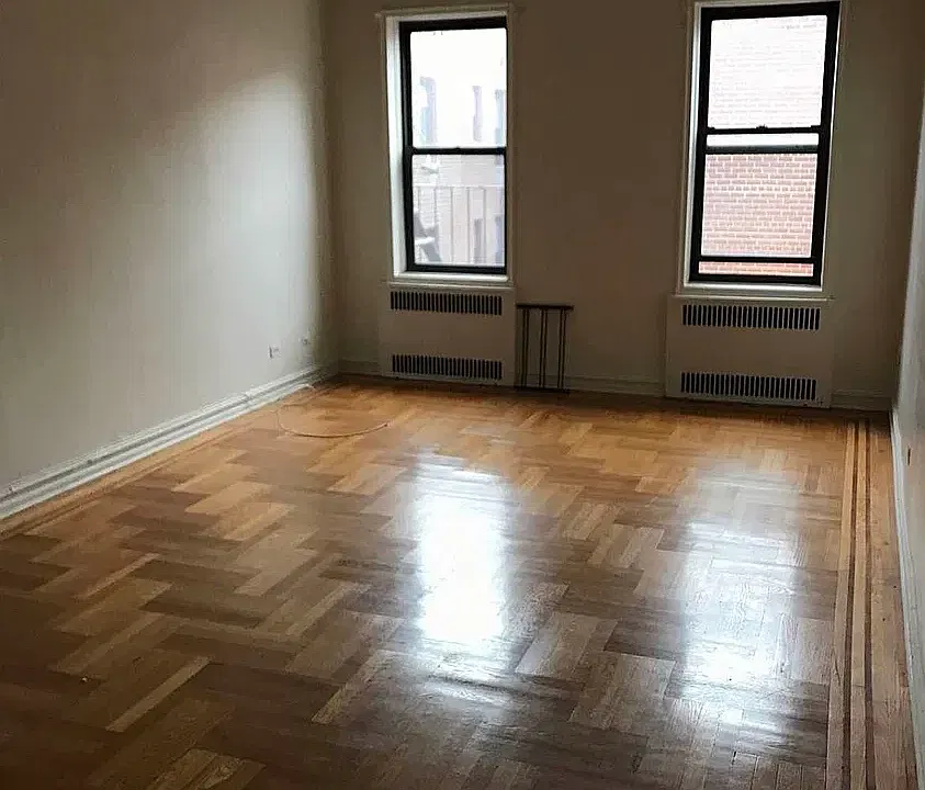45 Tennis Ct #4W