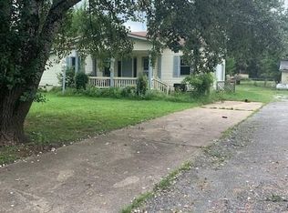 31 Lang Rd, Laceys Spring, AL 35754