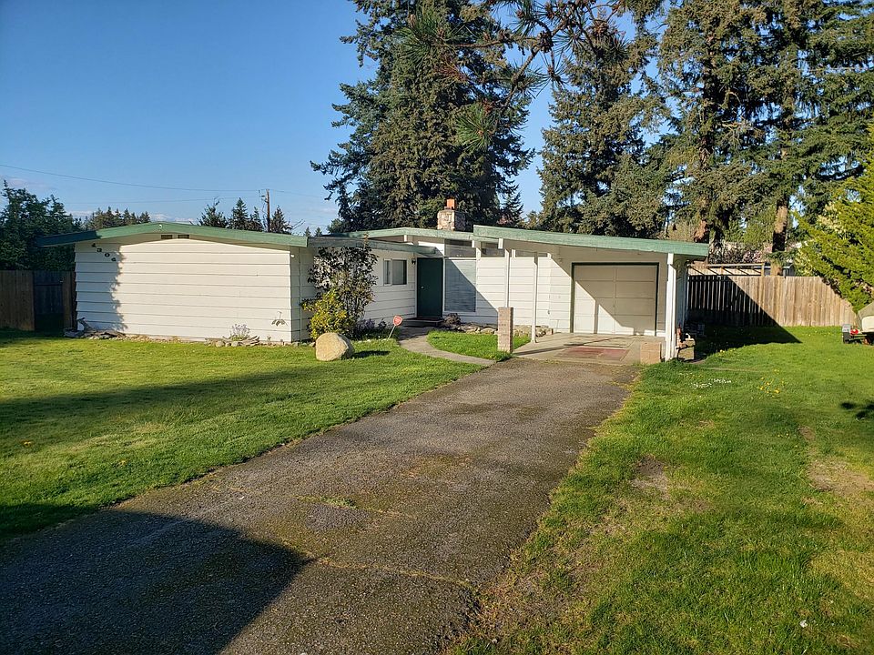 1st image of 1304 142nd Pl SE