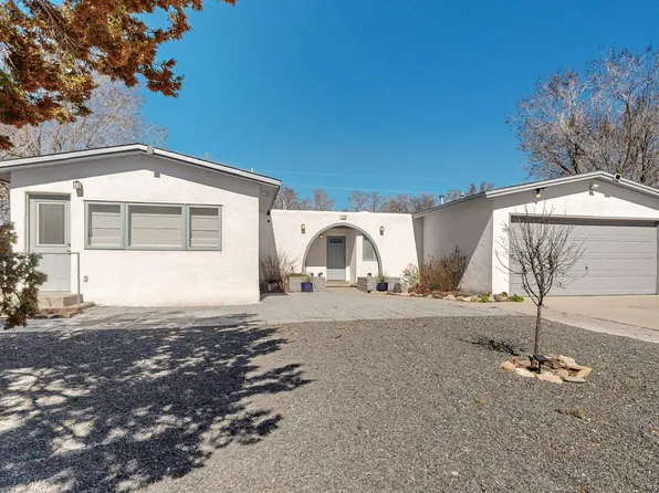 3019 Calle Caballero, Santa Fe, NM 87507
