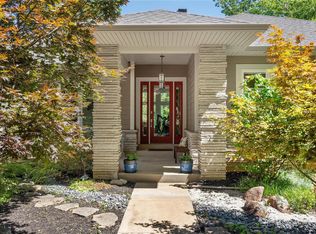 18068 Babler Woods Rd, Chesterfield, MO 63005