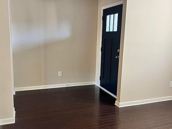 5th image of 115 Blueberry Cv