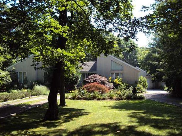 2nd image of 3510 Rocky Point Rd