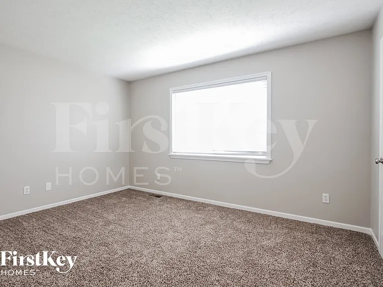 6919 Bannock Ct — Photo 7